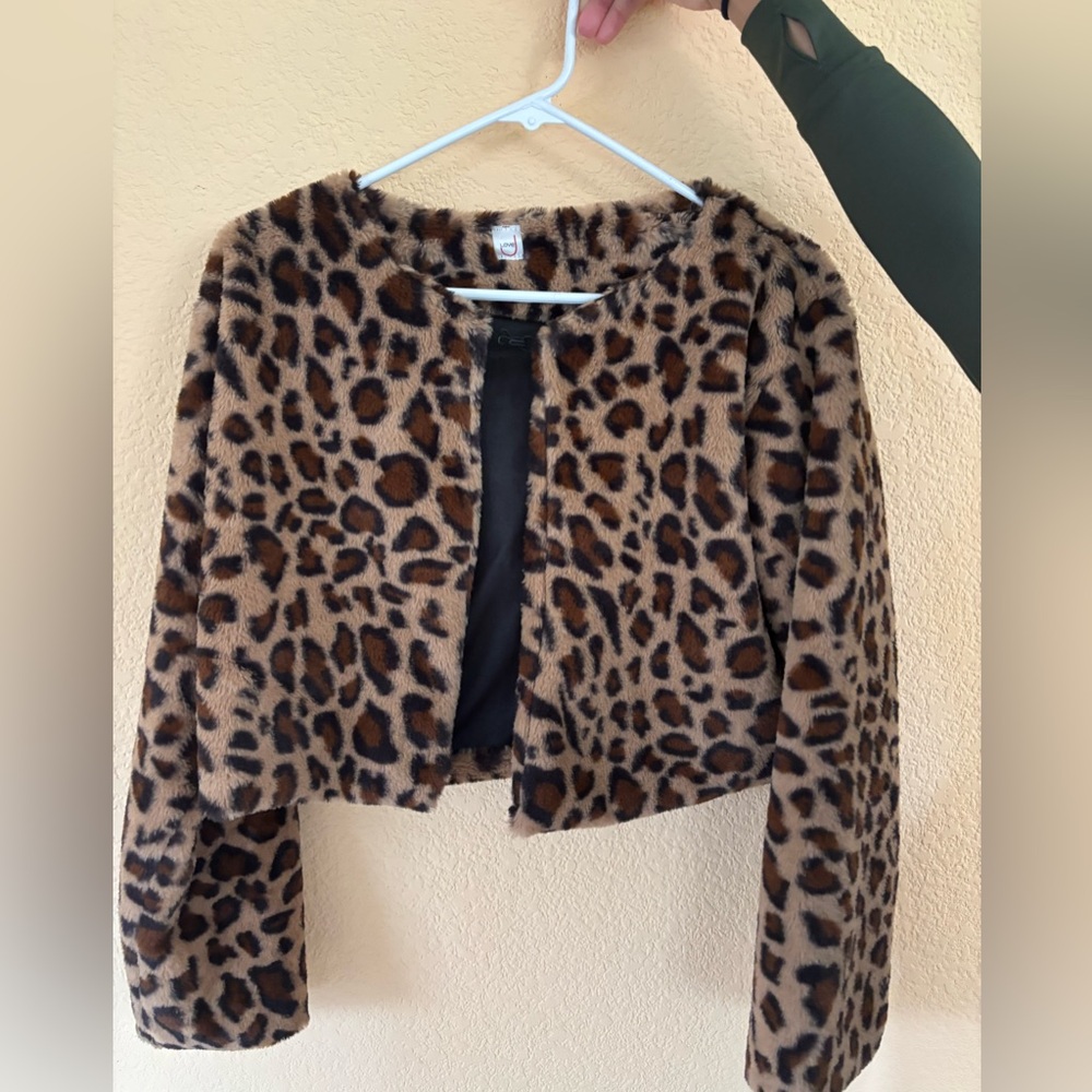 LEOPARD PRINT JACKET